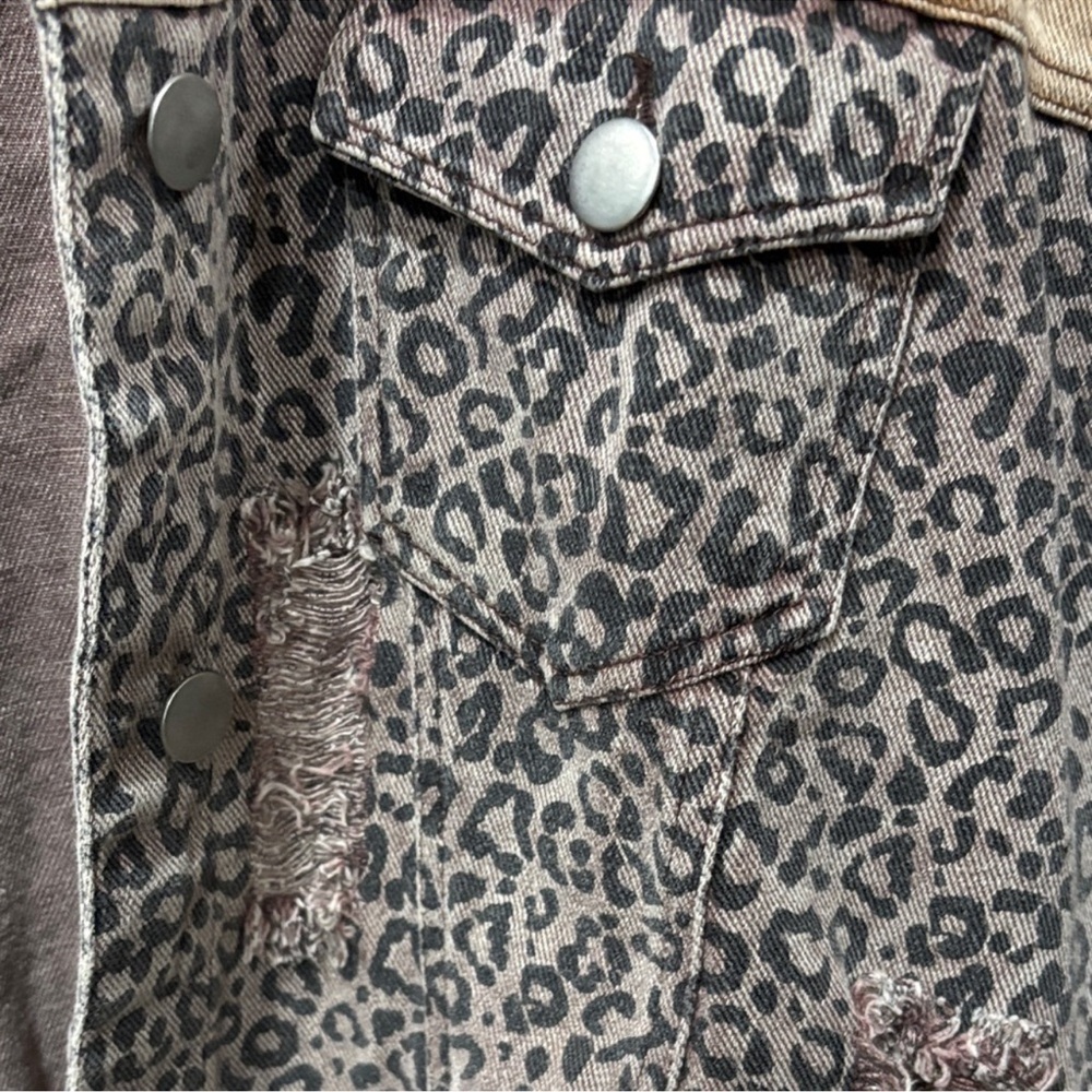 HYFVE Get Me Wild leopard print distressed denim jacket - Size L - Picture 11 of 14